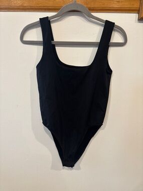 A New Day Black Bodysuit Scoop Neck Tank w/ Built In Bra - Small